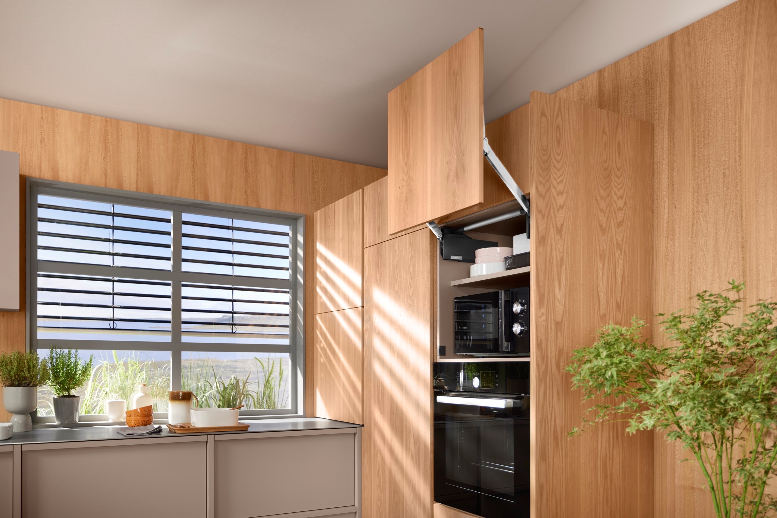 AVENTOS HL top